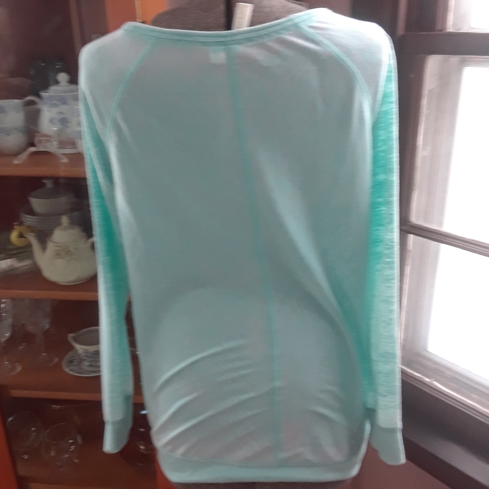 Size S/C green tea long sleeve shirt - Picture 6 of 11